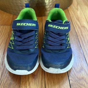 Skechers Velcro sneakers. Blue and neon green.